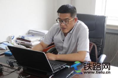 �����o(w��)�ڹ���·������������?li��n)��?d��ng)����ӛ���F��ʮ���ּ��F(tu��n)����˾�����(xi��ng)Ŀ������(w��)����(j��ng)�����c��