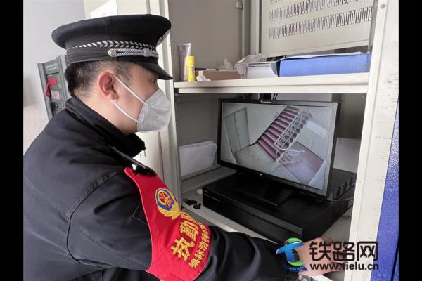 �a�ֺ���܇վ�ɳ�������܃�(n��i)��λ�_չ��(n��i)����������ȫ