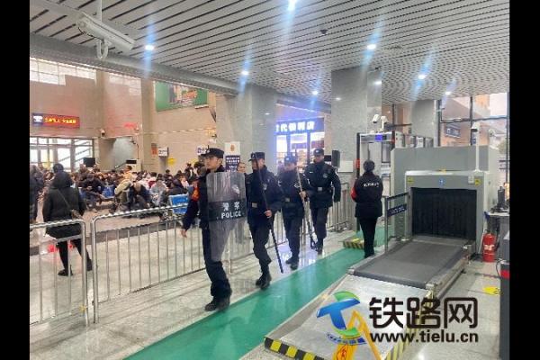 С���� �F�A�� ��ʼ�F���o�����\���Є�