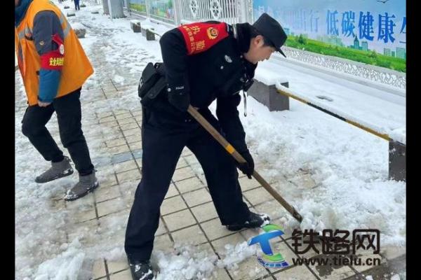 ��ѩ����������F��ȫ��ӭ��(zh��n)�L(f��ng)ѩ����ͨ