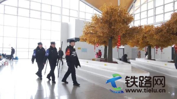 �S����܇վ�ɳ�����벢�e ����Ⱥ��ƽ������